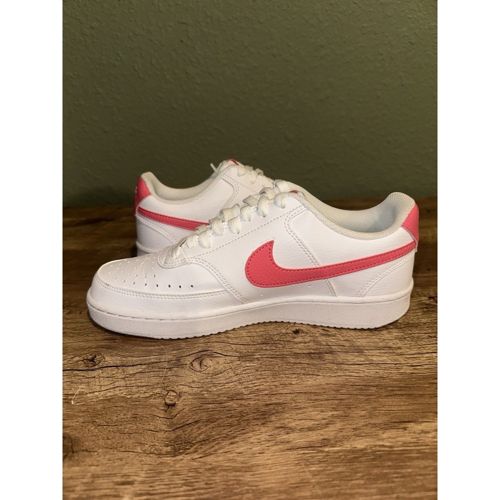 Nike COURT VISION LOW Women's White Coral DR9885-101 Athletic Sneaker Size 8 - Picture 2 of 8